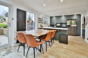 Photo 18- click for photo gallery